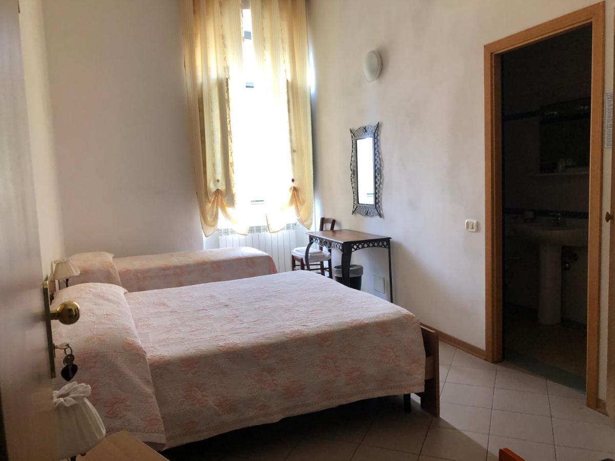 Готель Residenza Pitigliano Gens Petilia - Nuova Gestione Екстер'єр фото