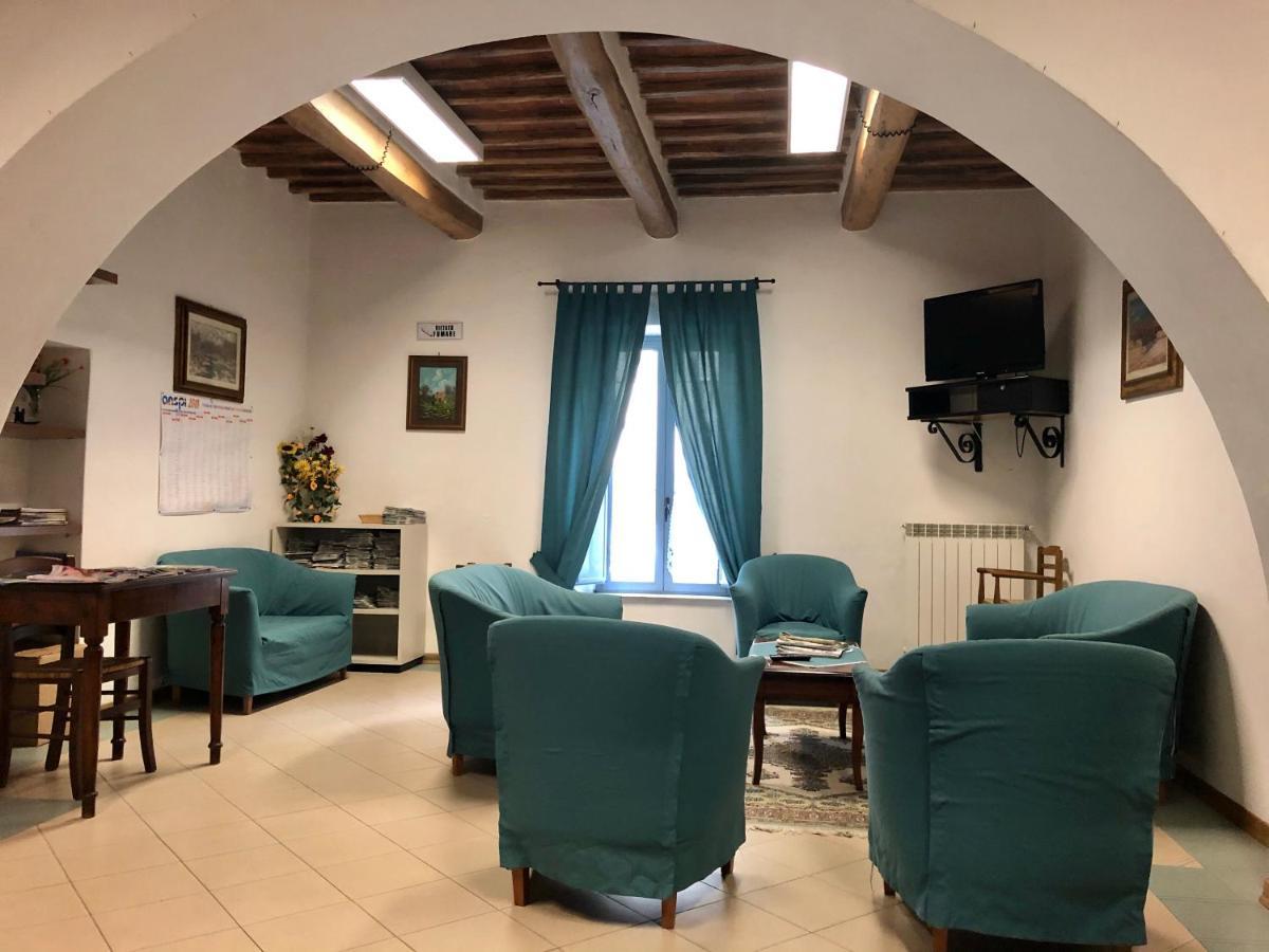 Готель Residenza Pitigliano Gens Petilia - Nuova Gestione Екстер'єр фото