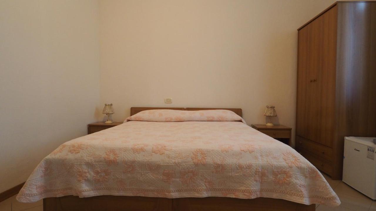Готель Residenza Pitigliano Gens Petilia - Nuova Gestione Екстер'єр фото